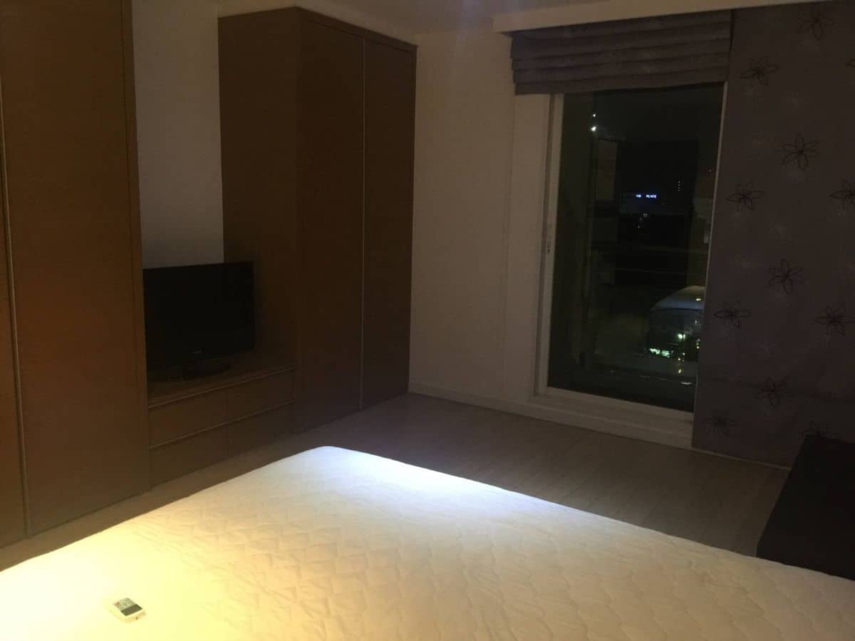 Eight Thonglor Residence: unit, view 6
