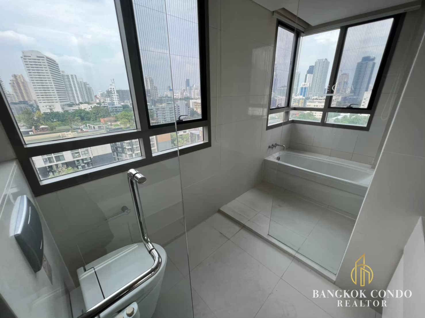 Aequa Sukhumvit 49: unit, view 14