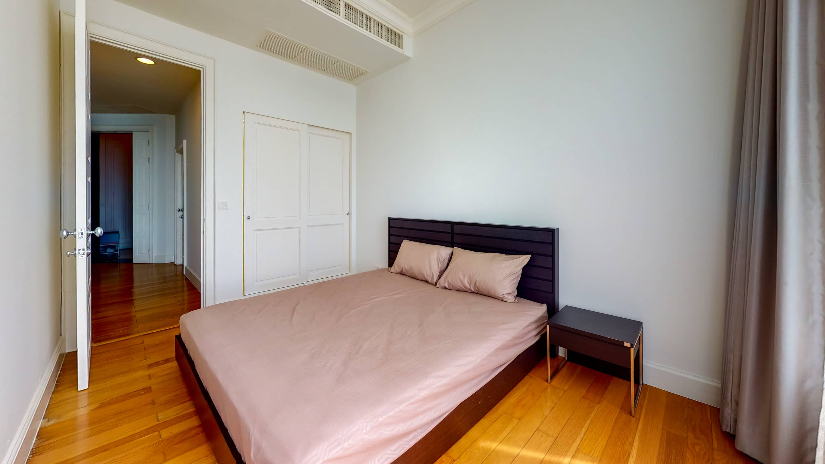 Royce Private Residences, unit published on the PropertyScout card