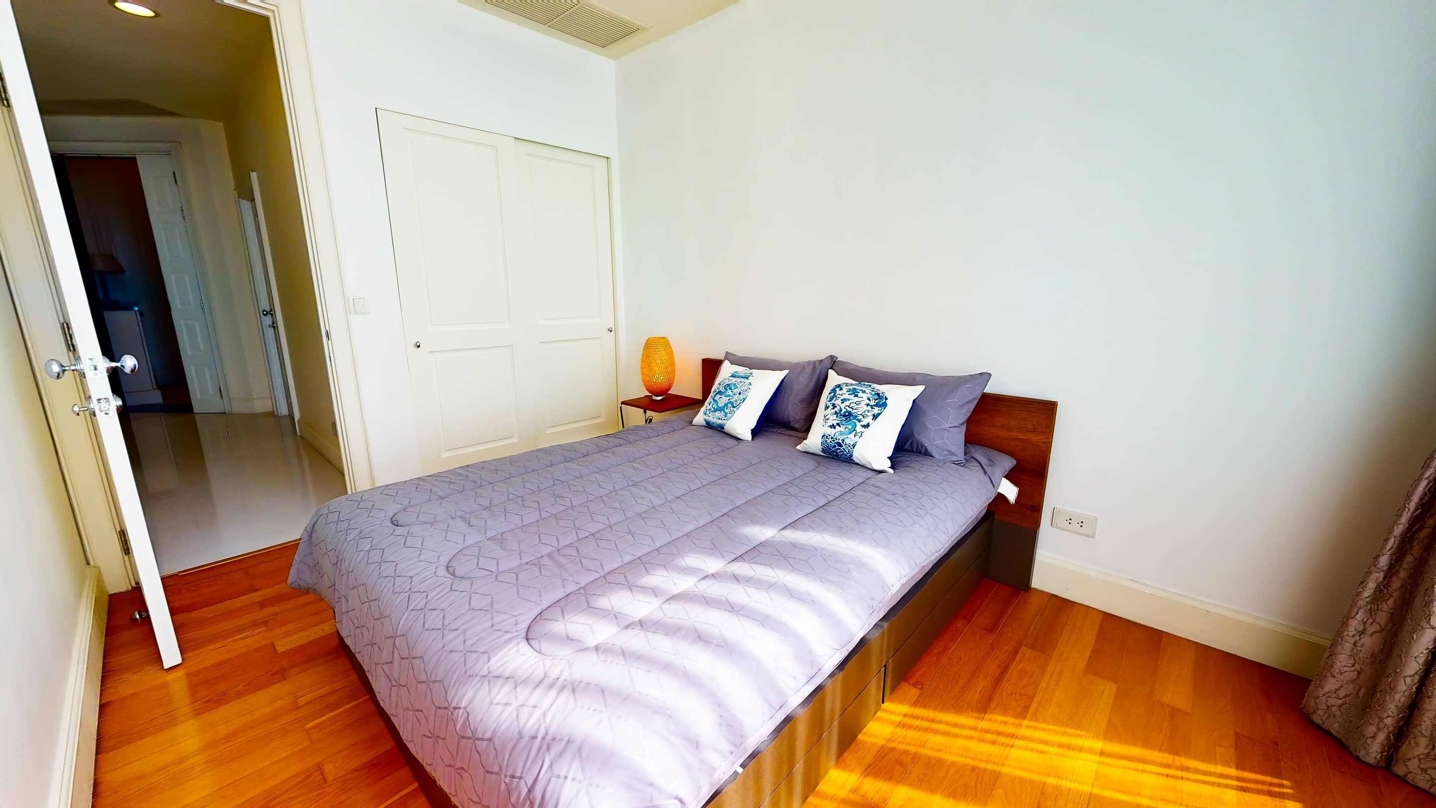 Royce Private Residences, unit published on the PropertyScout card