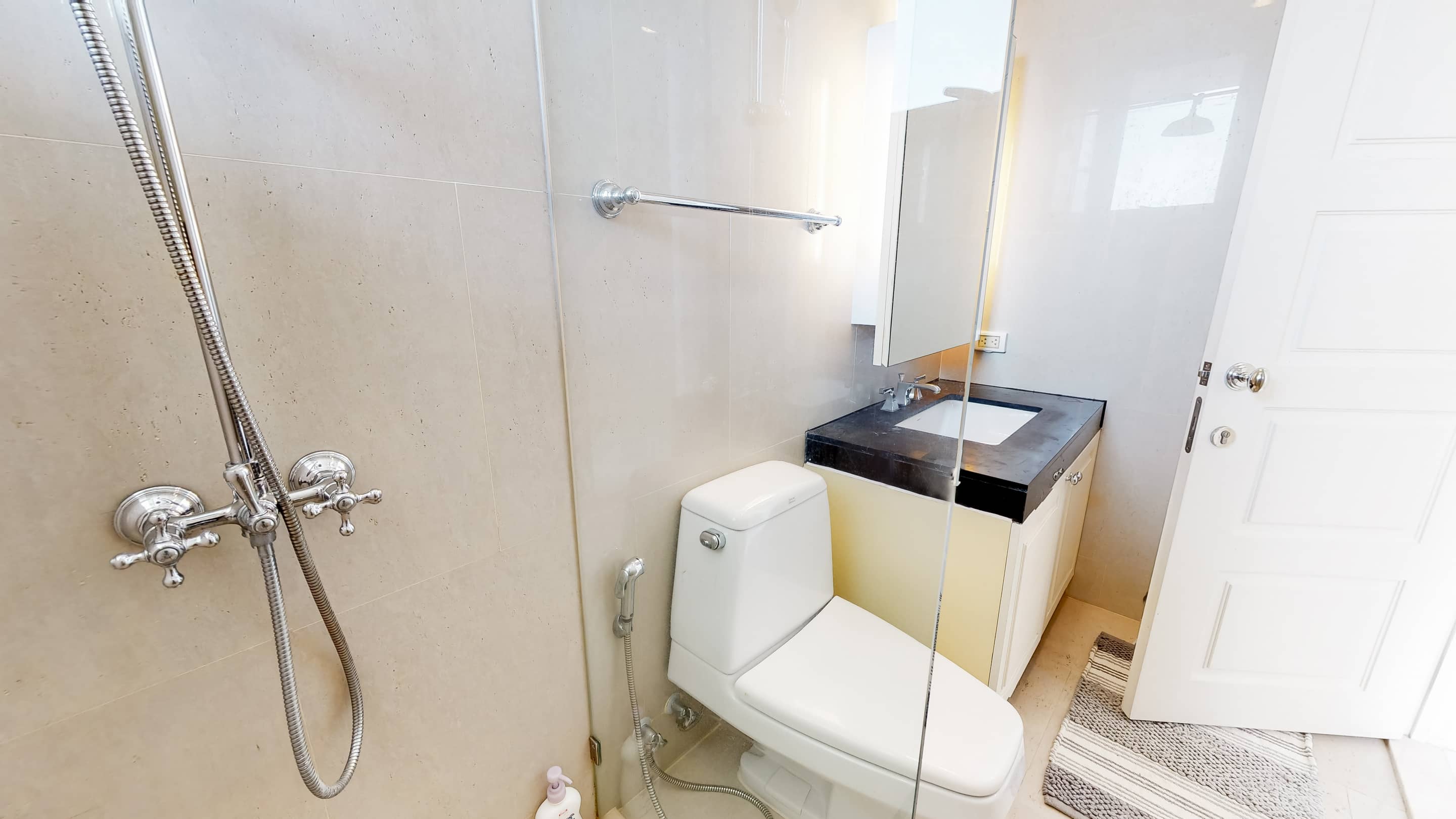 Royce Private Residences, unit published on the PropertyScout card