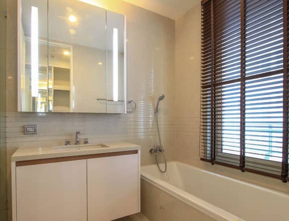 Q Langsuan, unit published on the PropertyScout card
