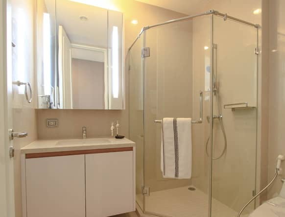 Q Langsuan, unit published on the PropertyScout card