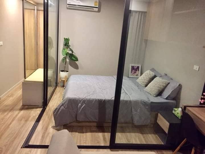 Blossom Condo @ Sathorn-Charoenrat, bedroom published on the PropertyScout card