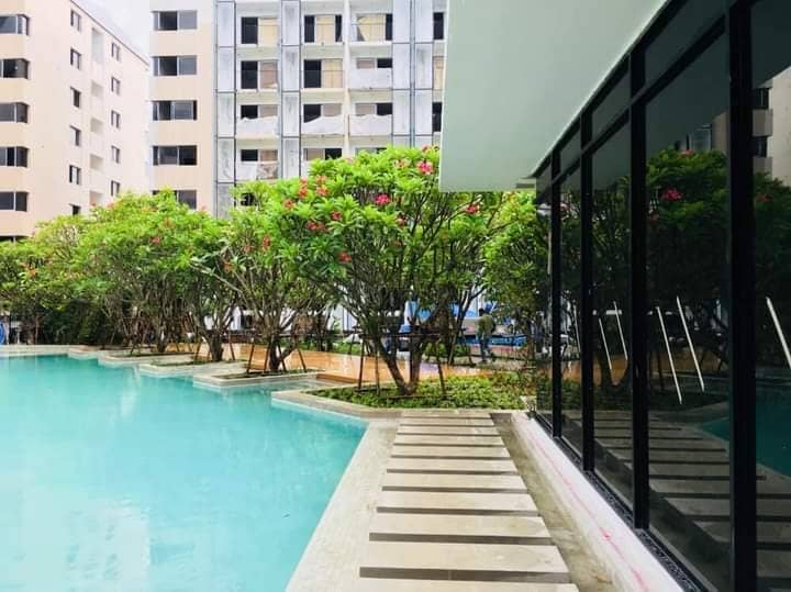 Blossom Condo @ Sathorn-Charoenrat, pool published on the PropertyScout card