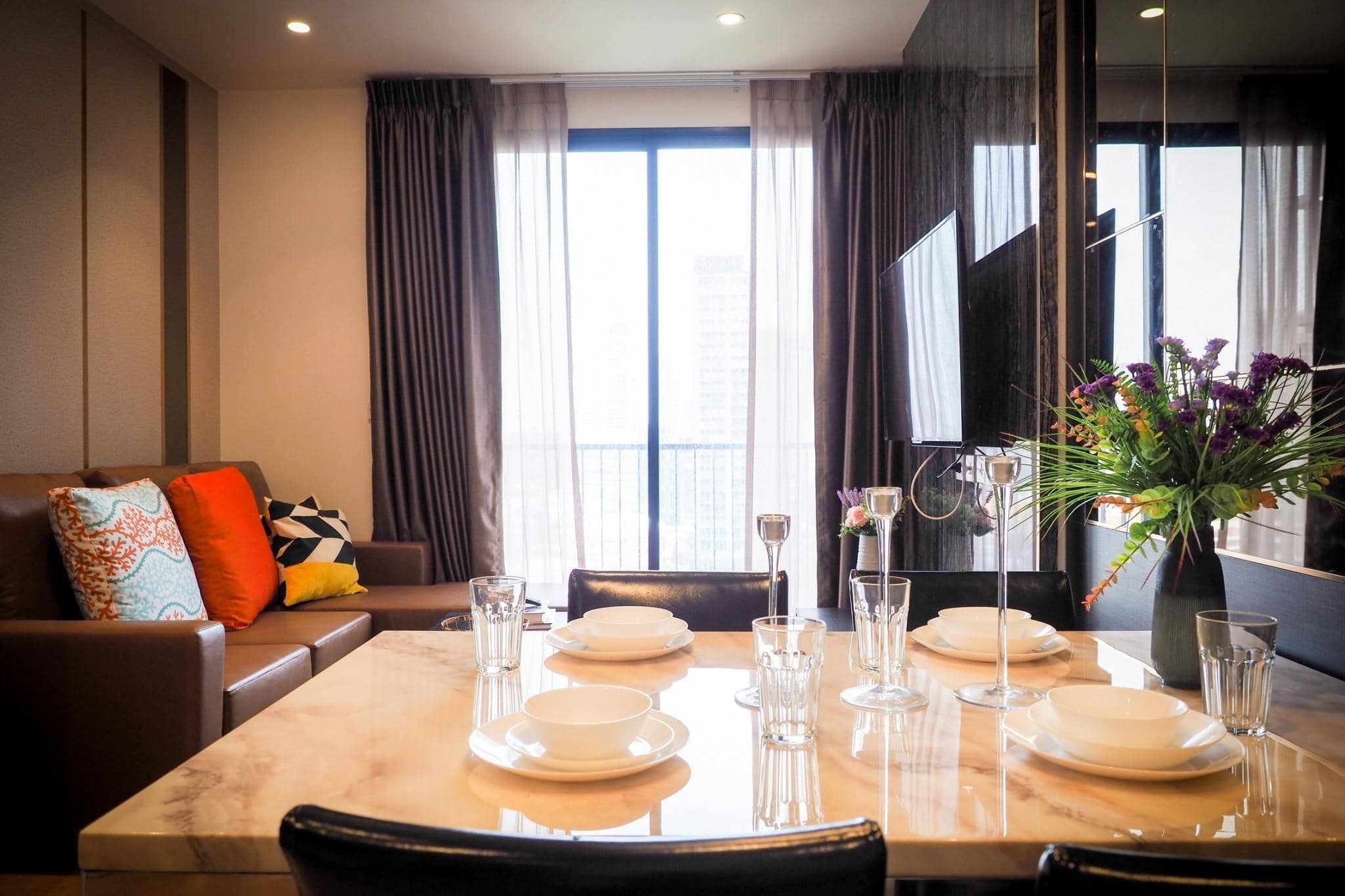 Maru Ekkamai 2, living room published on the PropertyScout card