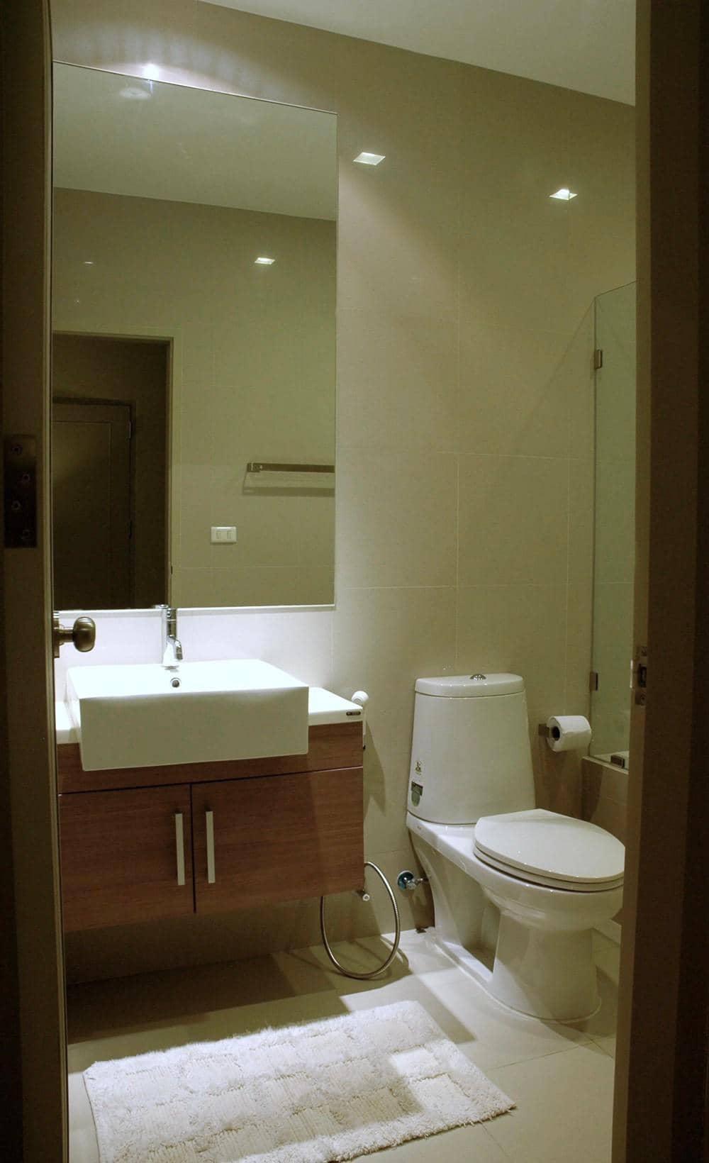 Noble Reveal Ekamai, bathroom published on the PropertyScout card