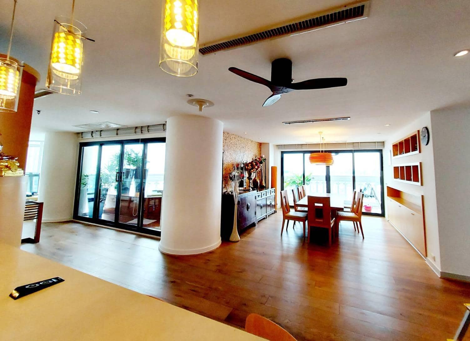 Nusa State Tower, living room published on the PropertyScout card