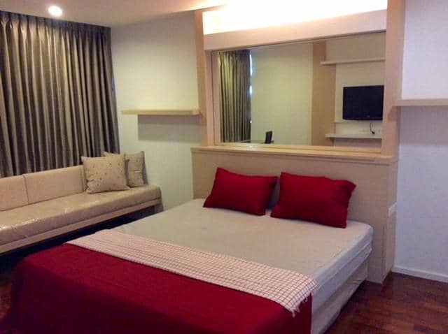 Siri On 8 Sukhumvit 8, bedroom published on the PropertyScout card