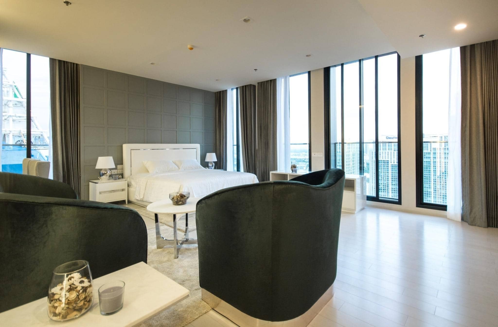 Noble Ploenchit, living room published on the PropertyScout card