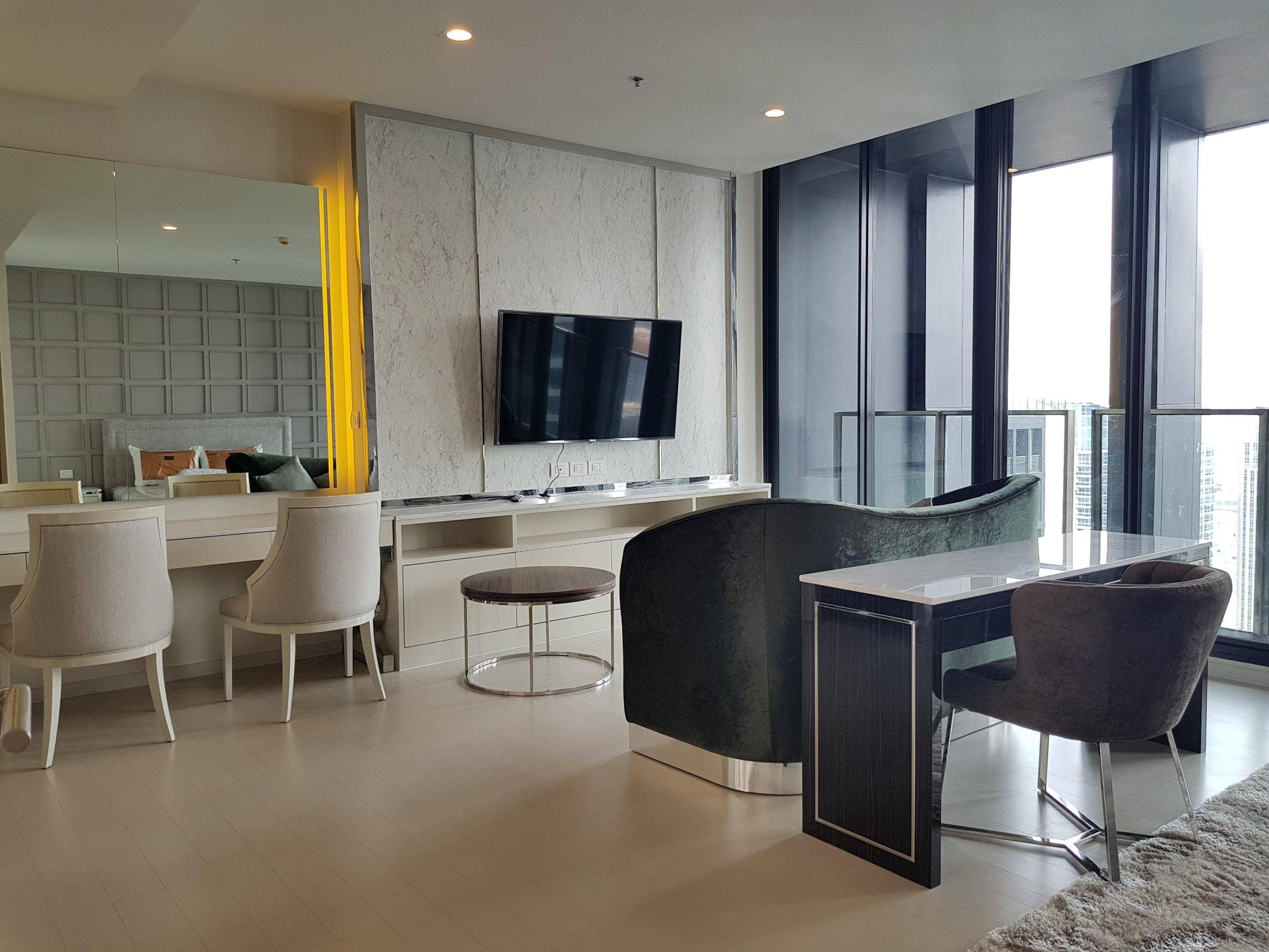 Noble Ploenchit, living room published on the PropertyScout card