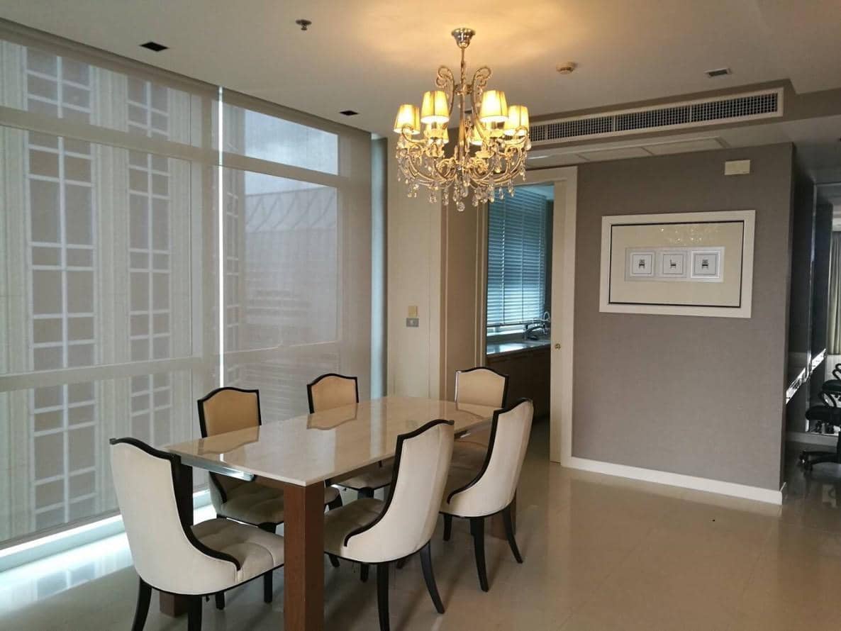 Athenee Residence, living room published on the PropertyScout card
