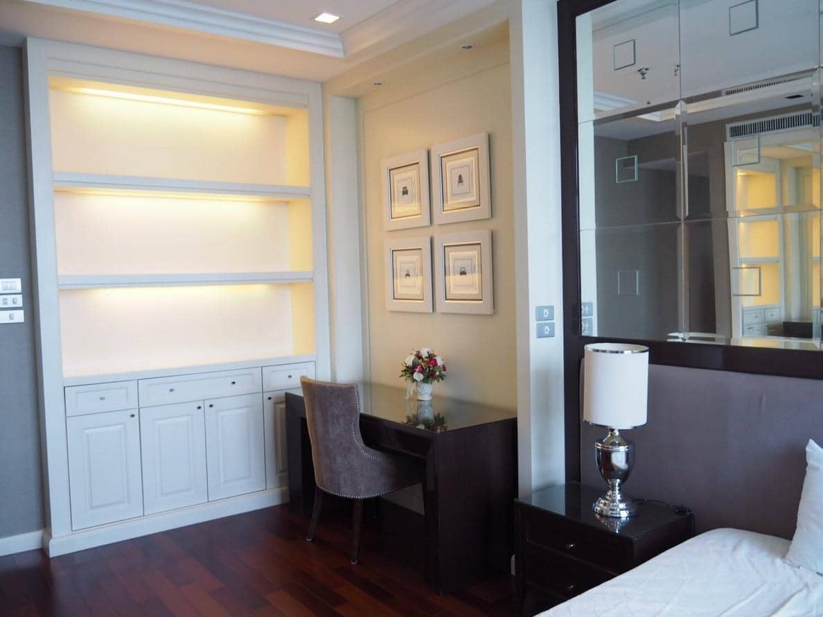 Athenee Residence, bedroom published on the PropertyScout card