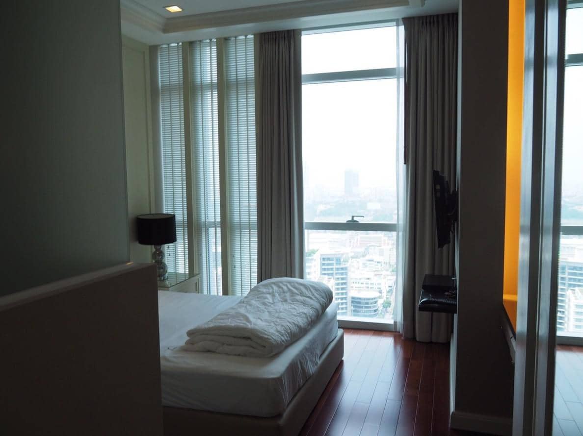 Athenee Residence, bedroom published on the PropertyScout card