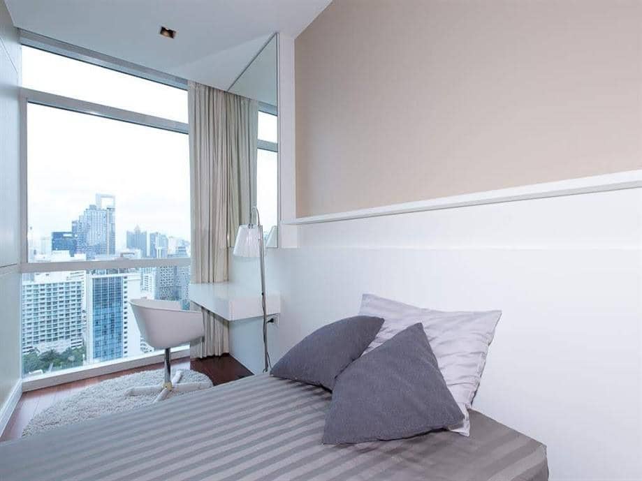 Athenee Residence, bedroom published on the PropertyScout card