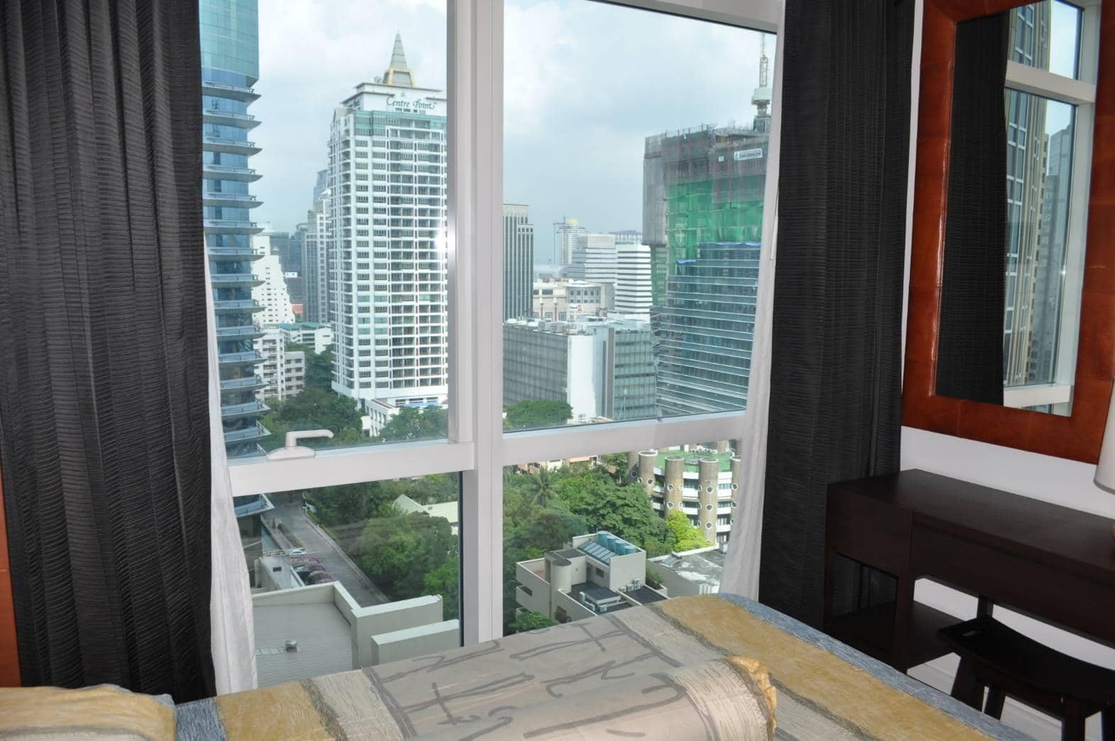 Athenee Residence, bedroom published on the PropertyScout card
