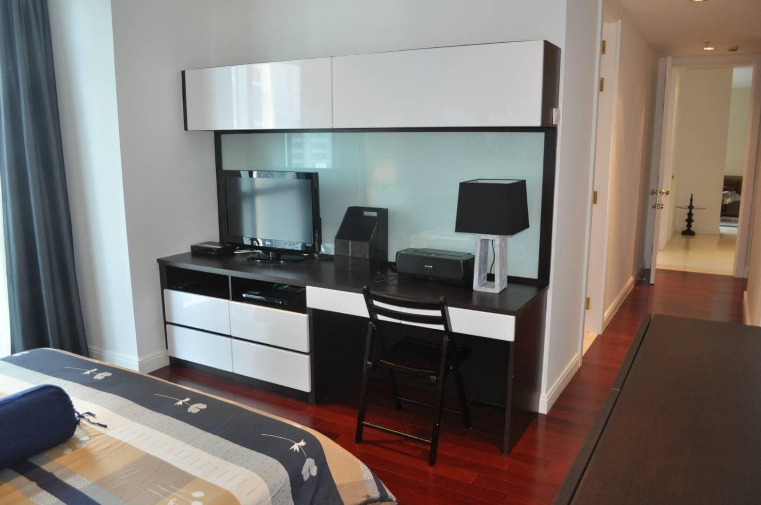 Athenee Residence, bedroom published on the PropertyScout card