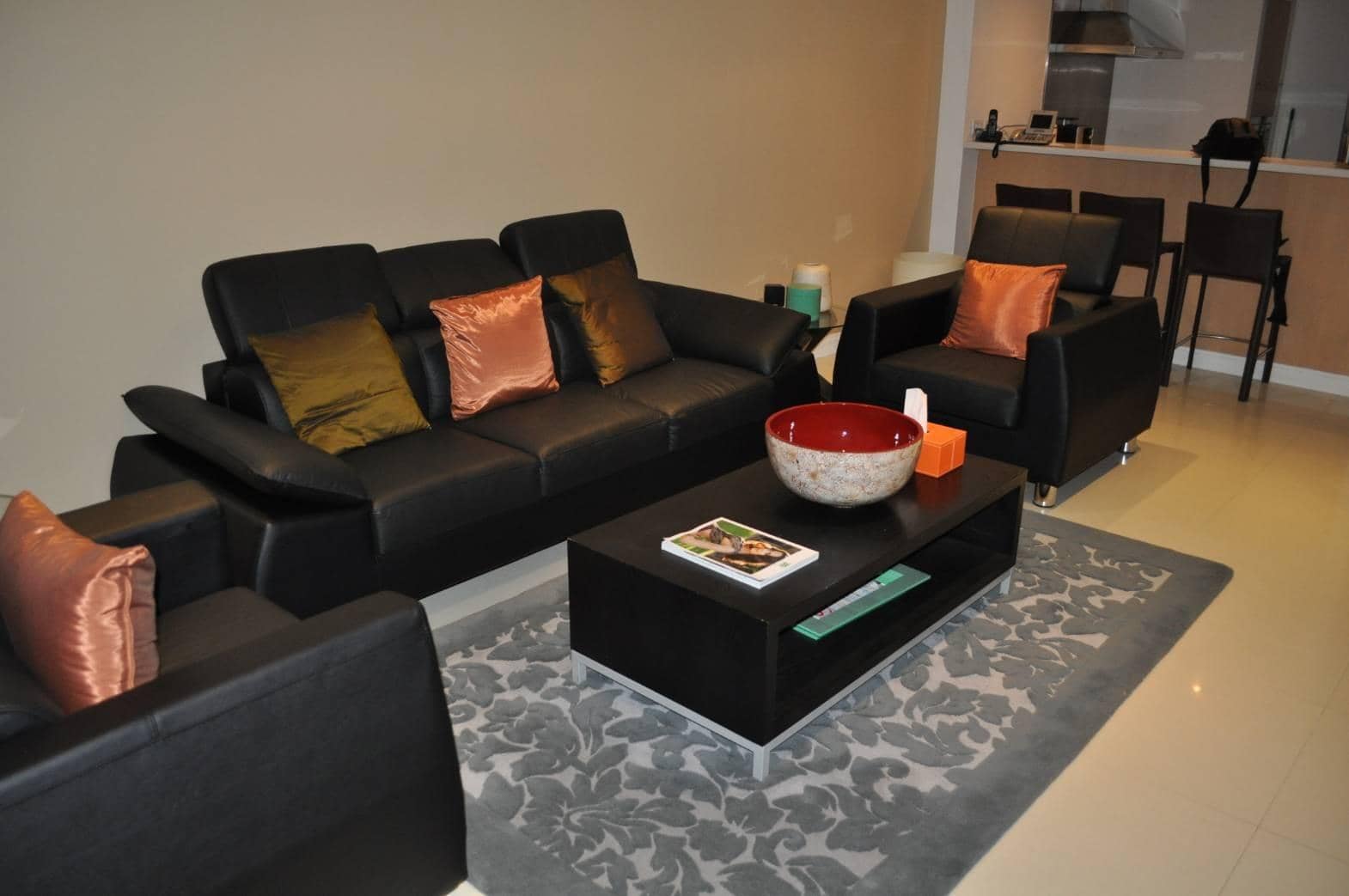Athenee Residence, living room published on the PropertyScout card