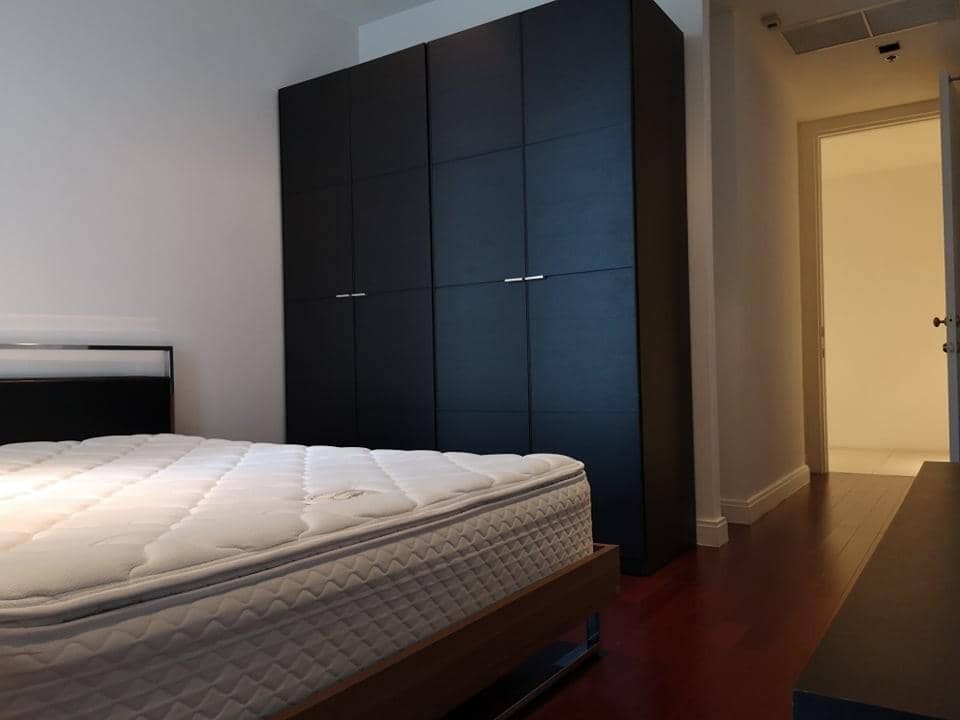 Athenee Residence, bedroom published on the PropertyScout card