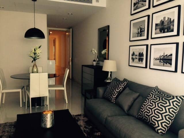 Q Langsuan, living room published on the PropertyScout card