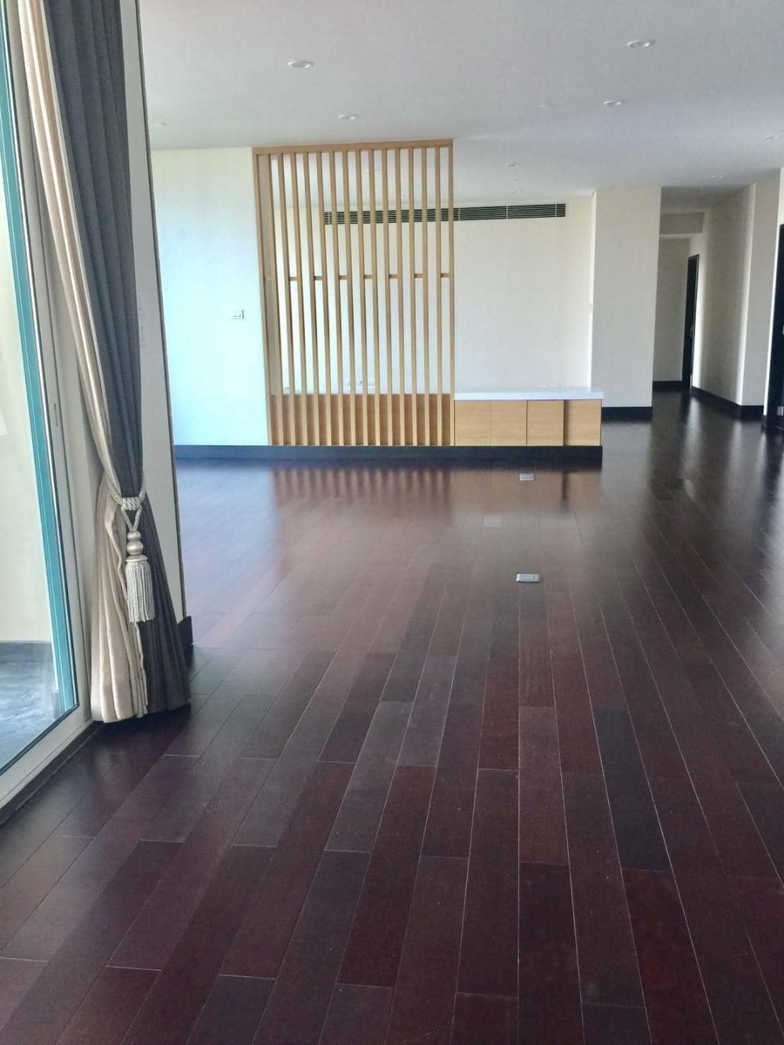 The Park Chidlom, living room published on the PropertyScout card
