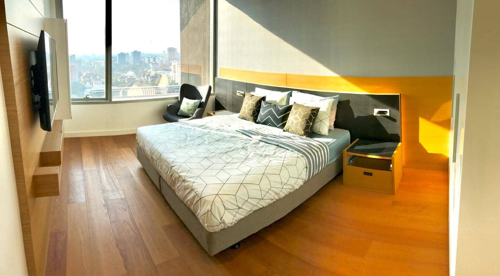 185 Rajadamri, bedroom published on the PropertyScout card
