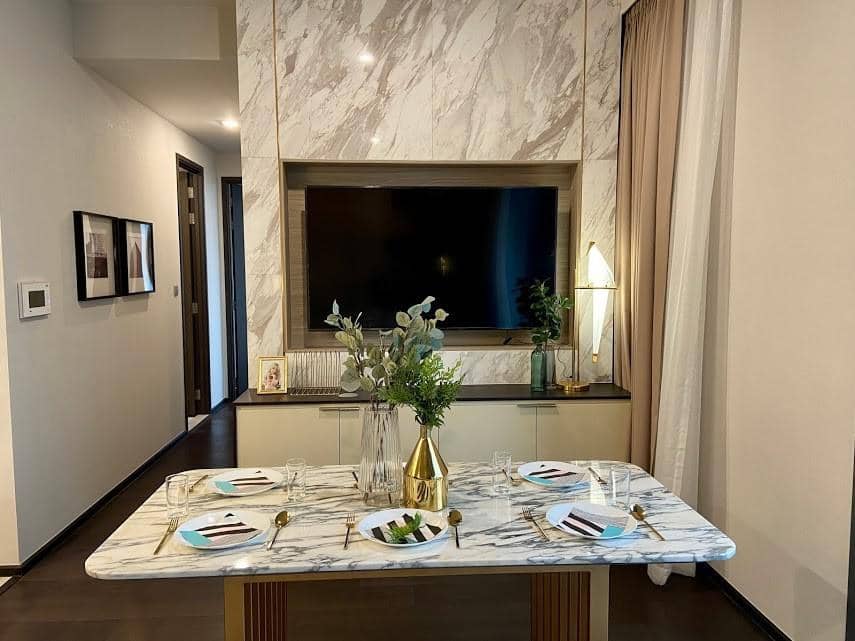 Laviq Sukhumvit 57, living room published on the PropertyScout card