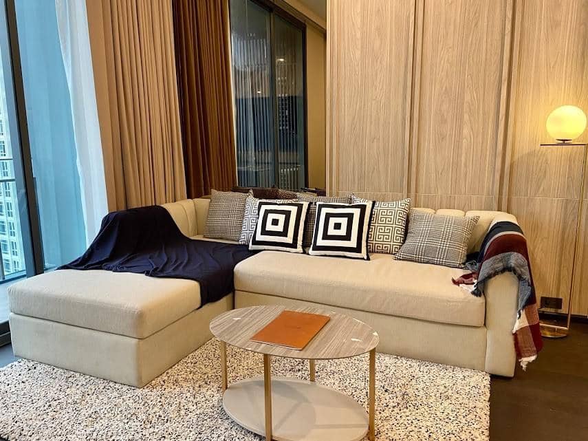 Laviq Sukhumvit 57, living room published on the PropertyScout card