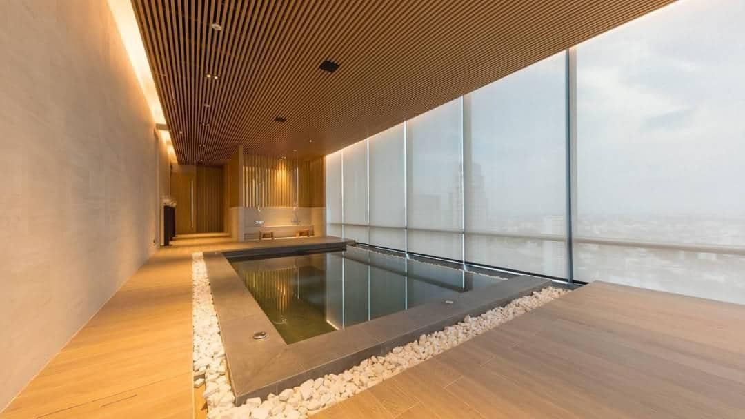 The Bangkok Thonglor, pool published on the PropertyScout card