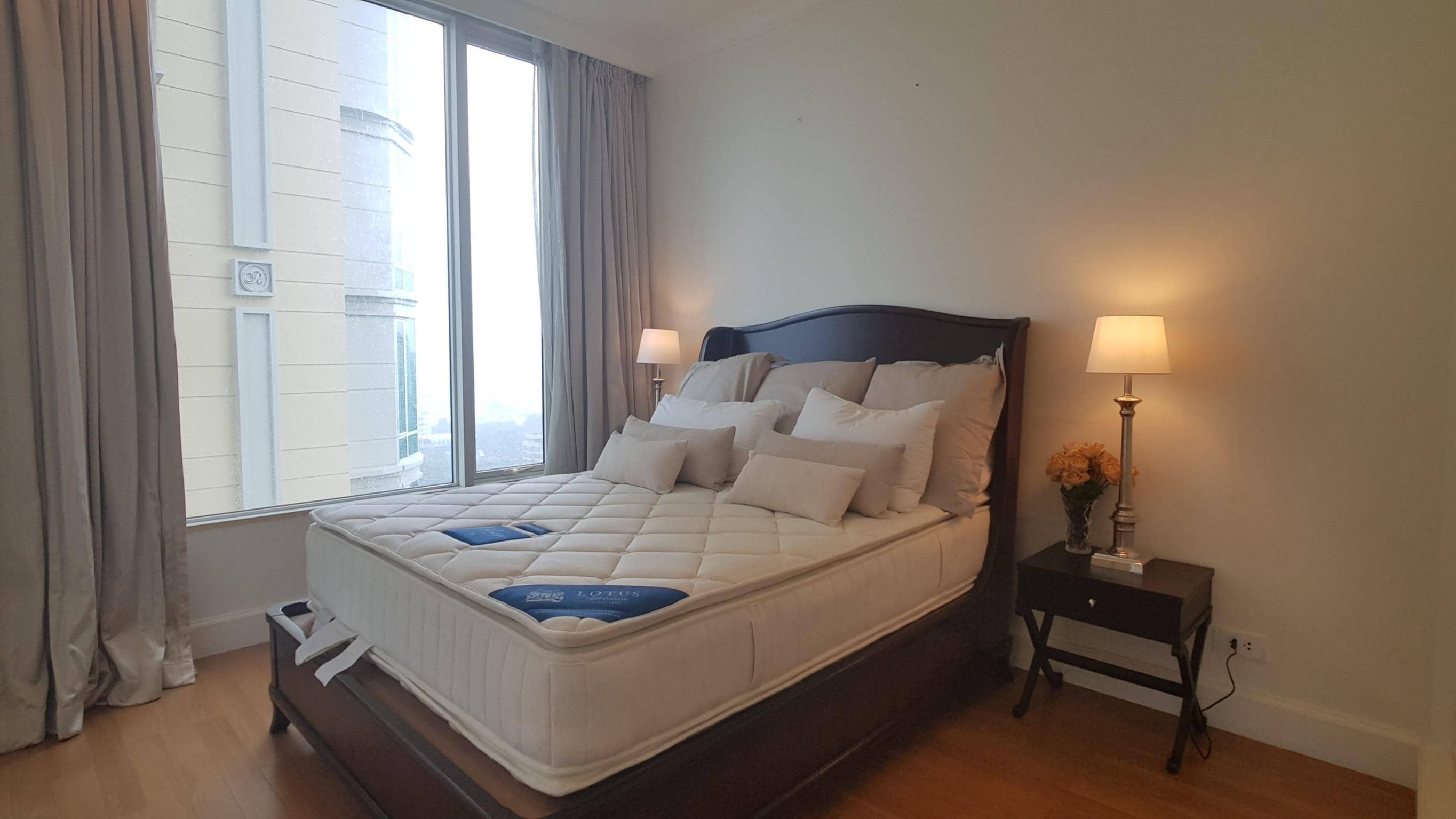 Royce Private Residences, bedroom published on the PropertyScout card