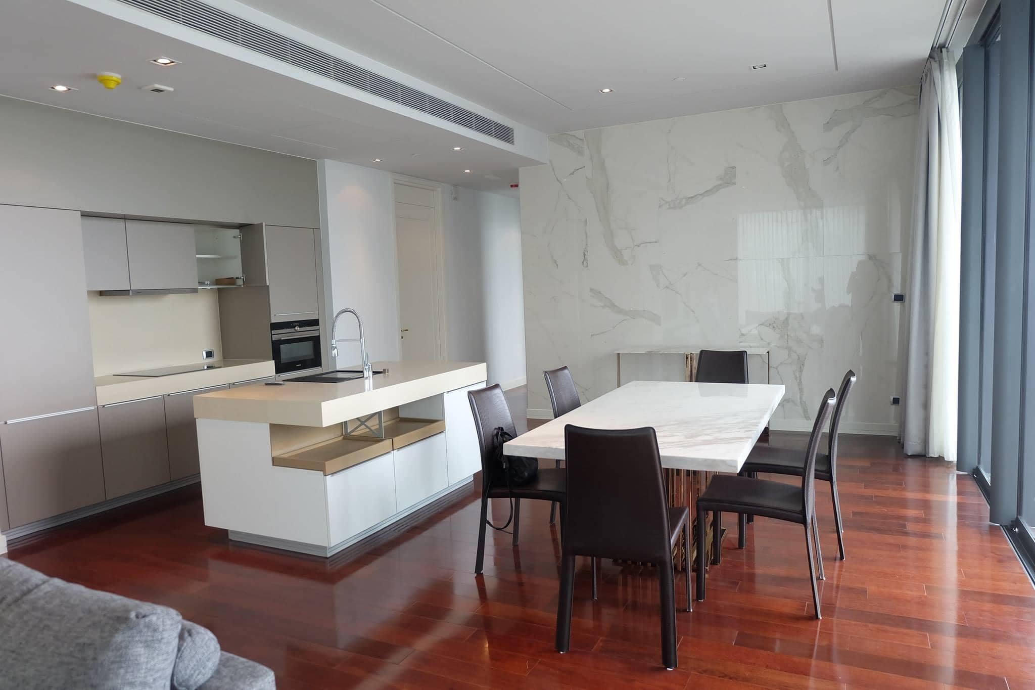 Marque Sukhumvit, living room published on the PropertyScout card