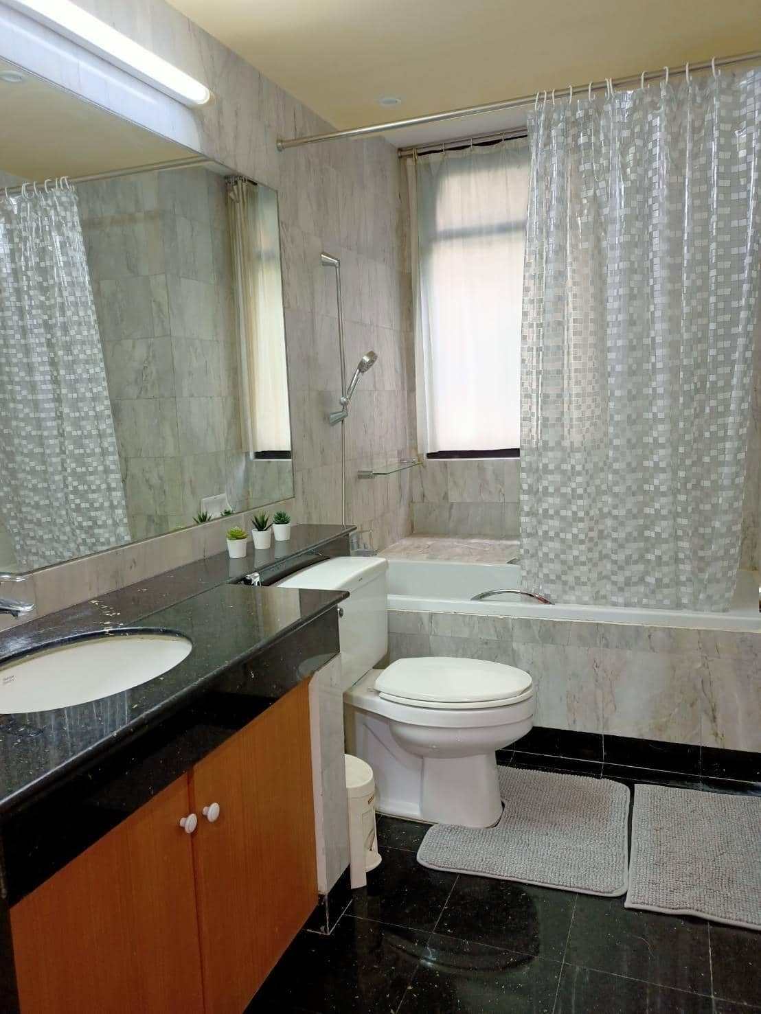 Pipat Place Condominium, bathroom published on the PropertyScout card