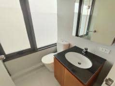 Amanta Lumpini, bathroom published on the PropertyScout card
