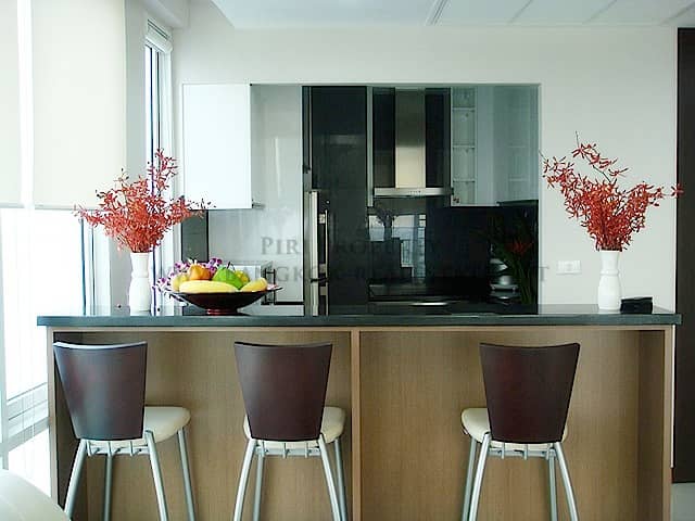Baan Rajprasong Condominium, kitchen published on the PropertyScout card