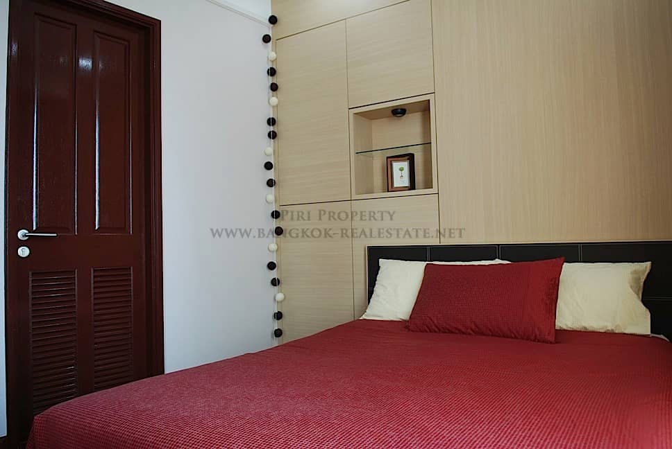 Baan Rajprasong Condominium, bedroom published on the PropertyScout card