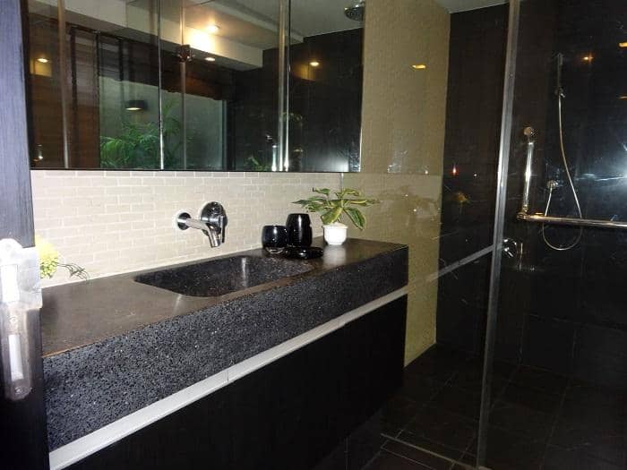 Siamese Gioia, bathroom published on the PropertyScout card
