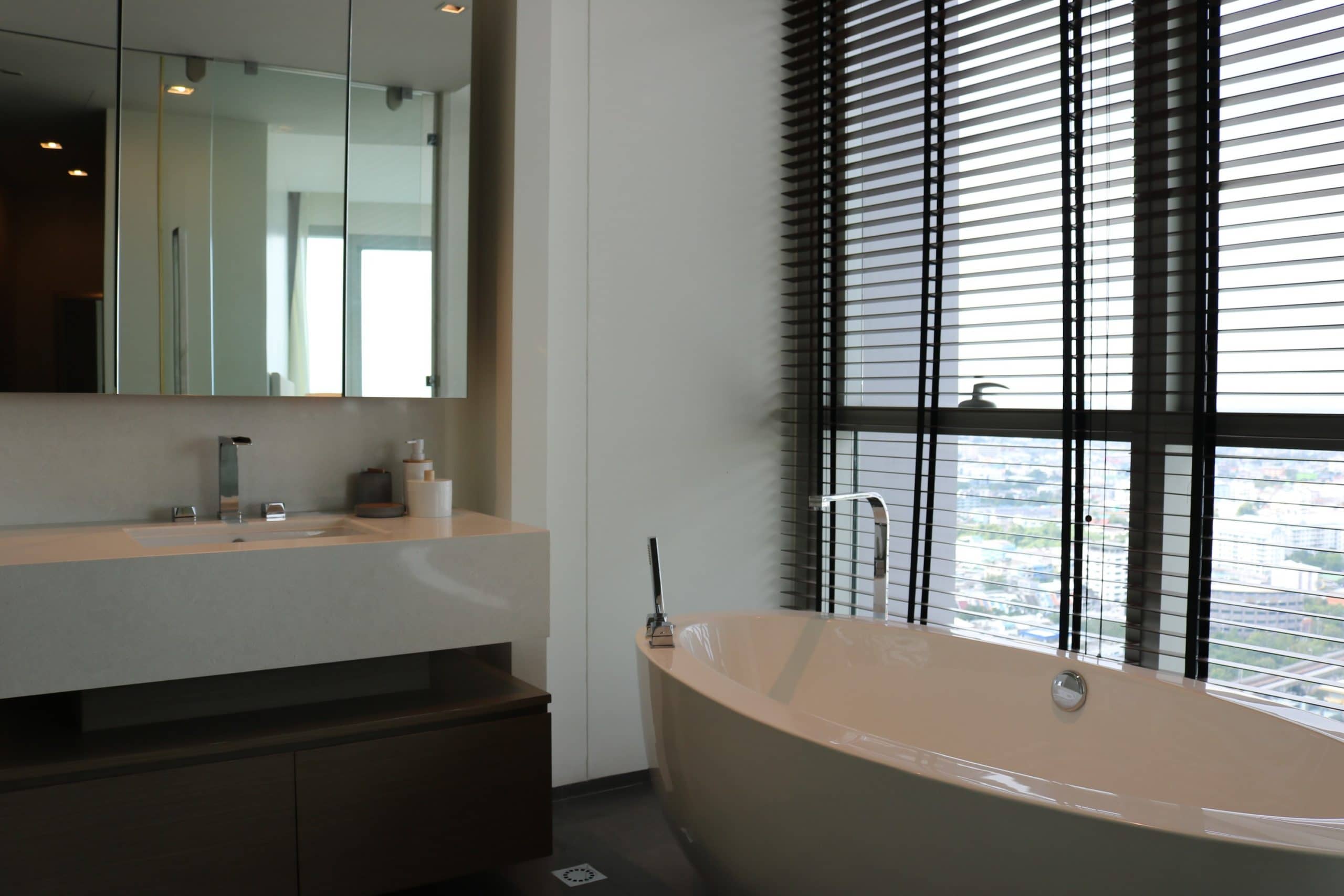 The River Condominium, bathroom published on the PropertyScout card