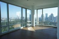 185 Rajadamri, living room published on the PropertyScout card