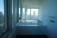 185 Rajadamri, bathroom published on the PropertyScout card