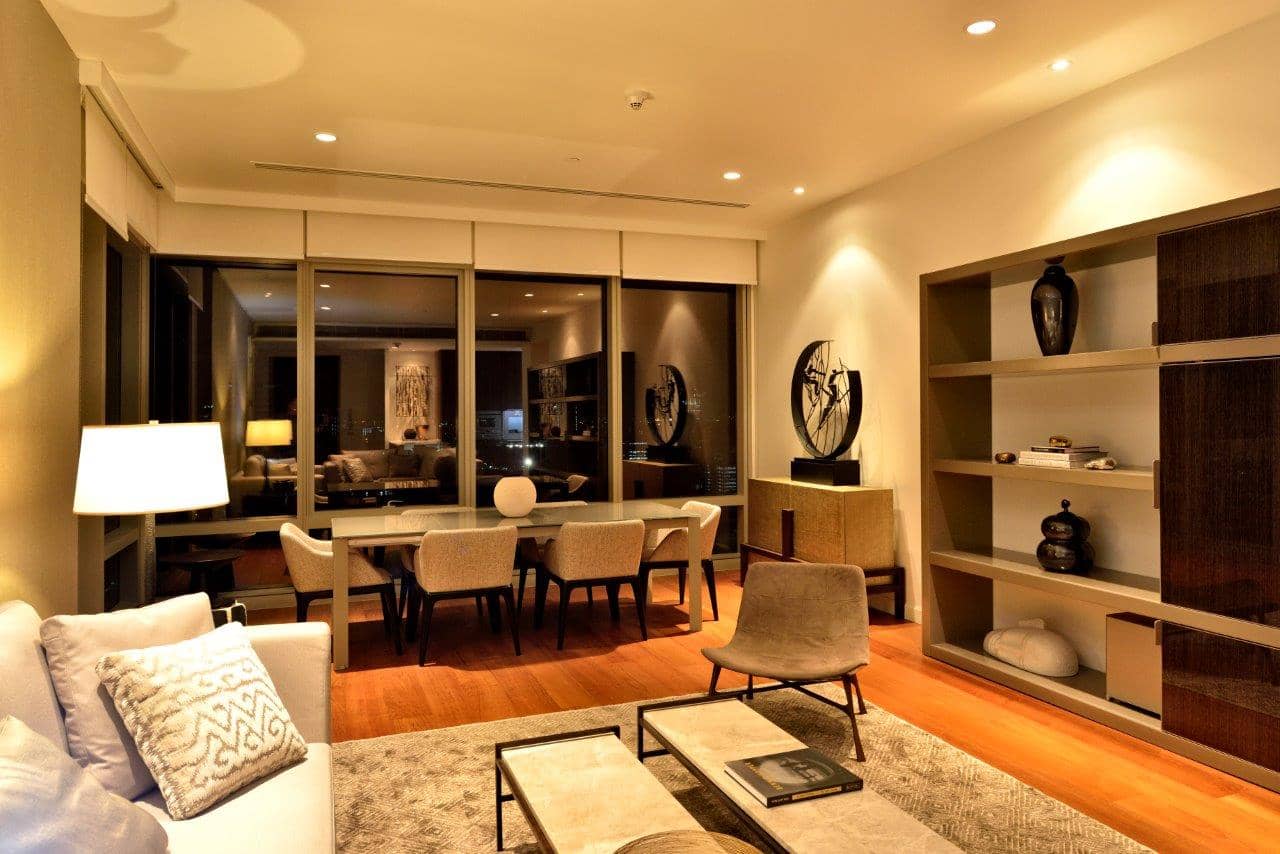 185 Rajadamri, living room published on the PropertyScout card