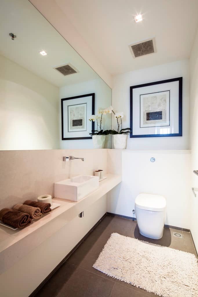 The River Condominium, bathroom published on the PropertyScout card