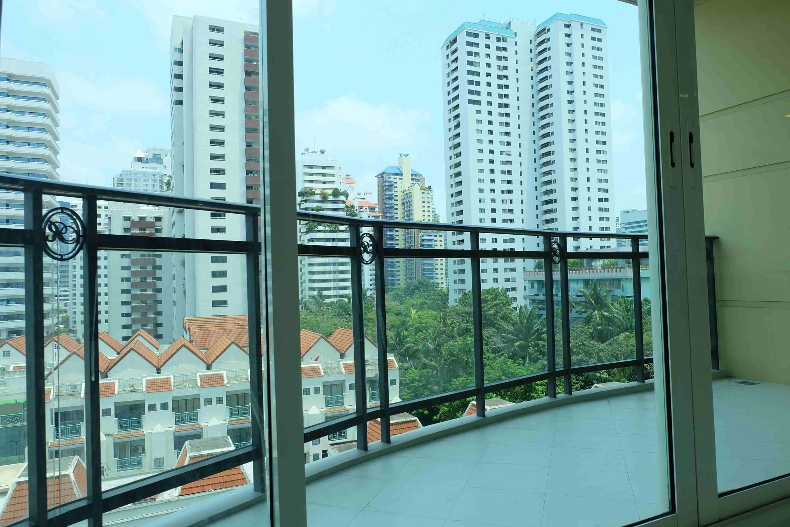 Royce Private Residences, balcony published on the PropertyScout card