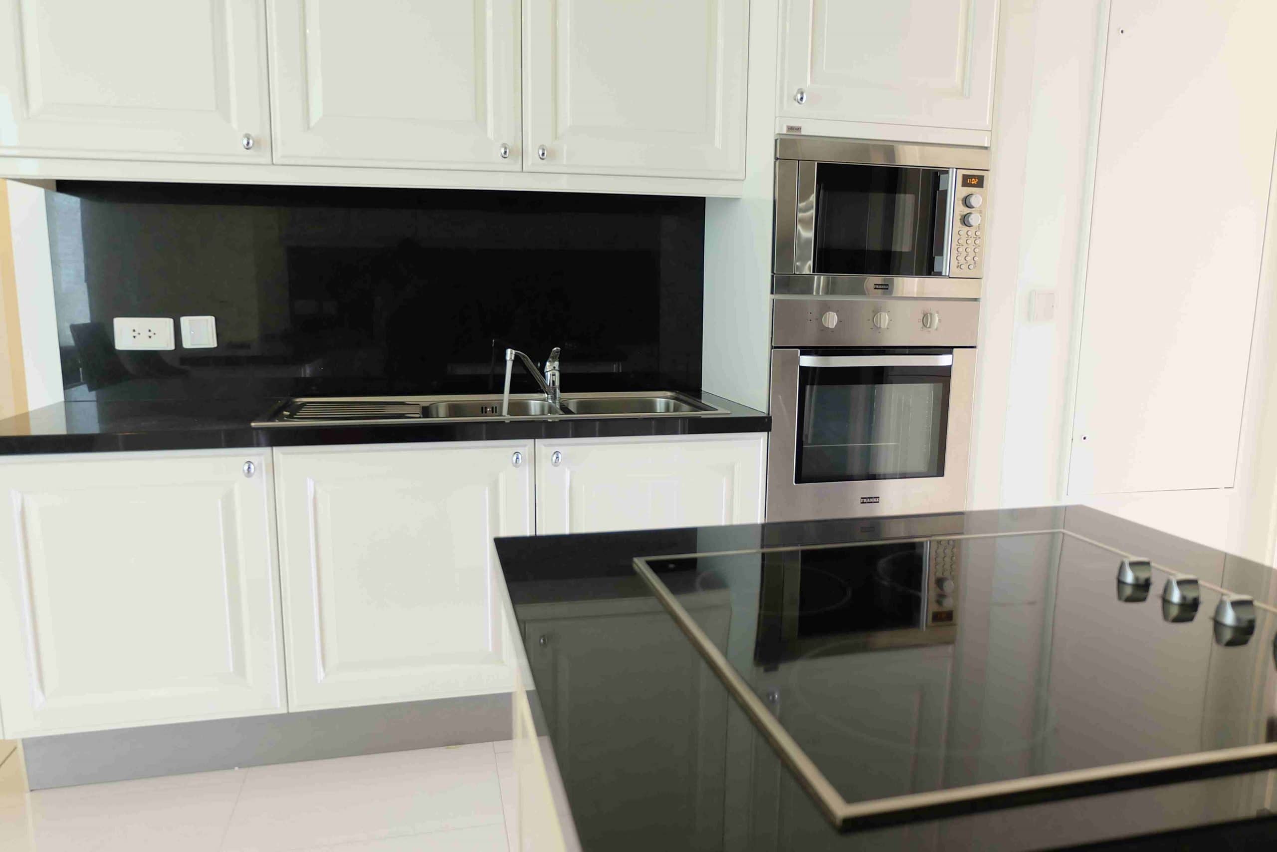 Royce Private Residences, kitchen published on the PropertyScout card