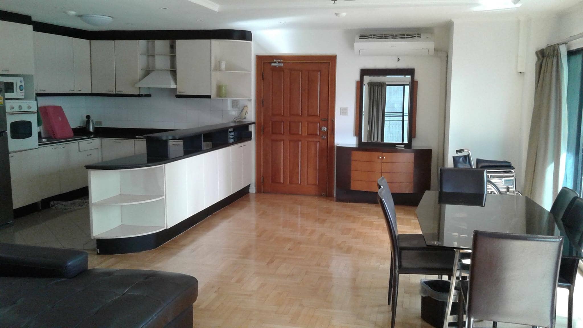 Liberty Park 2, living room published on the PropertyScout card