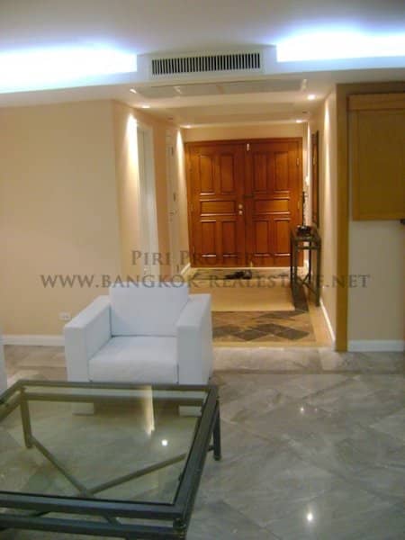 Somkid Gardens Condominium, living room published on the PropertyScout card
