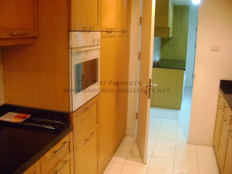 Somkid Gardens Condominium, kitchen published on the PropertyScout card