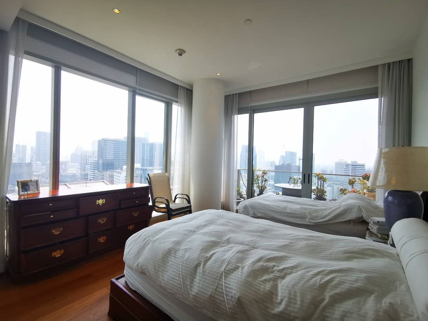185 Rajadamri, bedroom published on the PropertyScout card