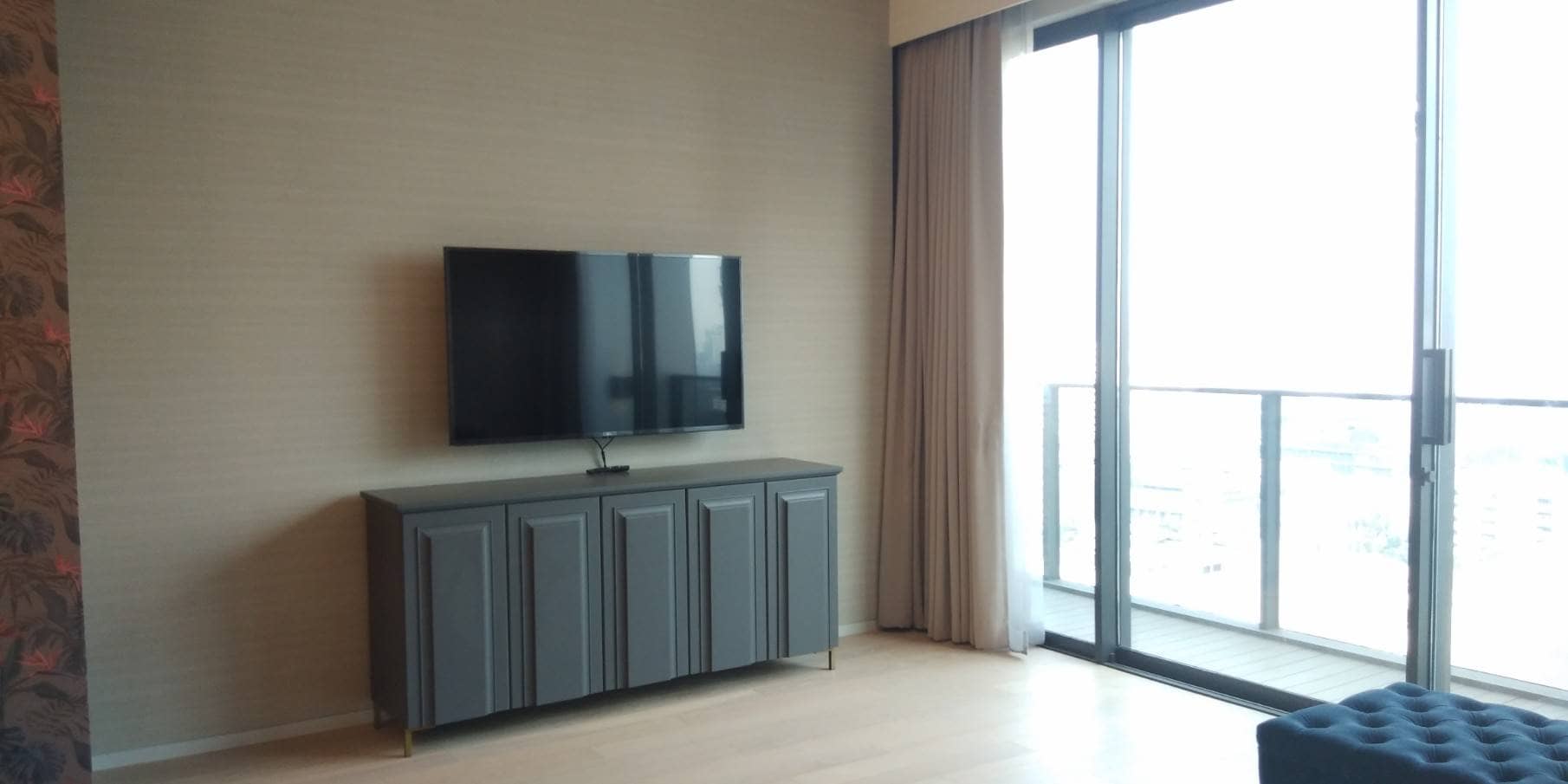 Tela Thonglor, living room published on the PropertyScout card