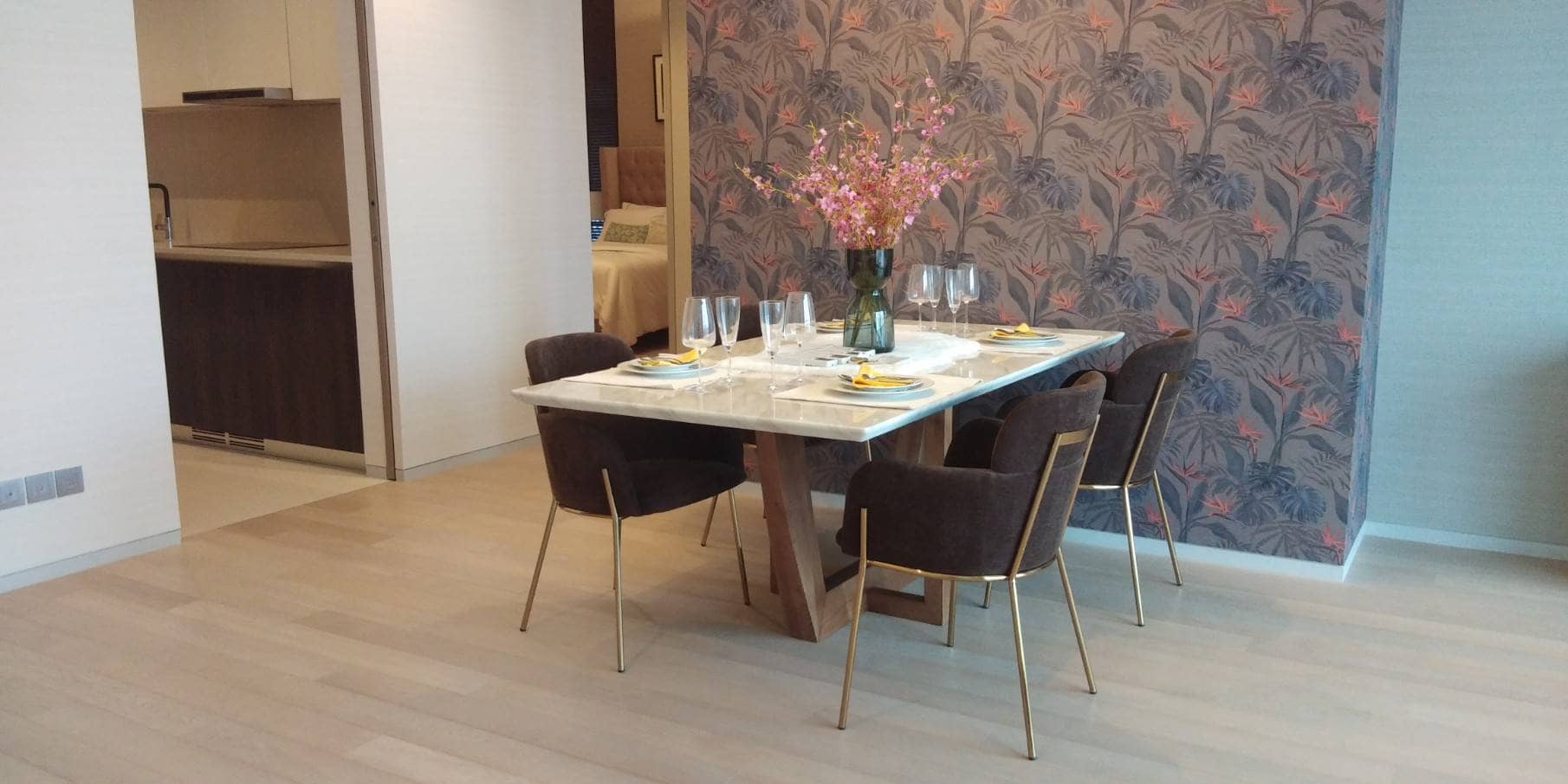 Tela Thonglor, living room published on the PropertyScout card