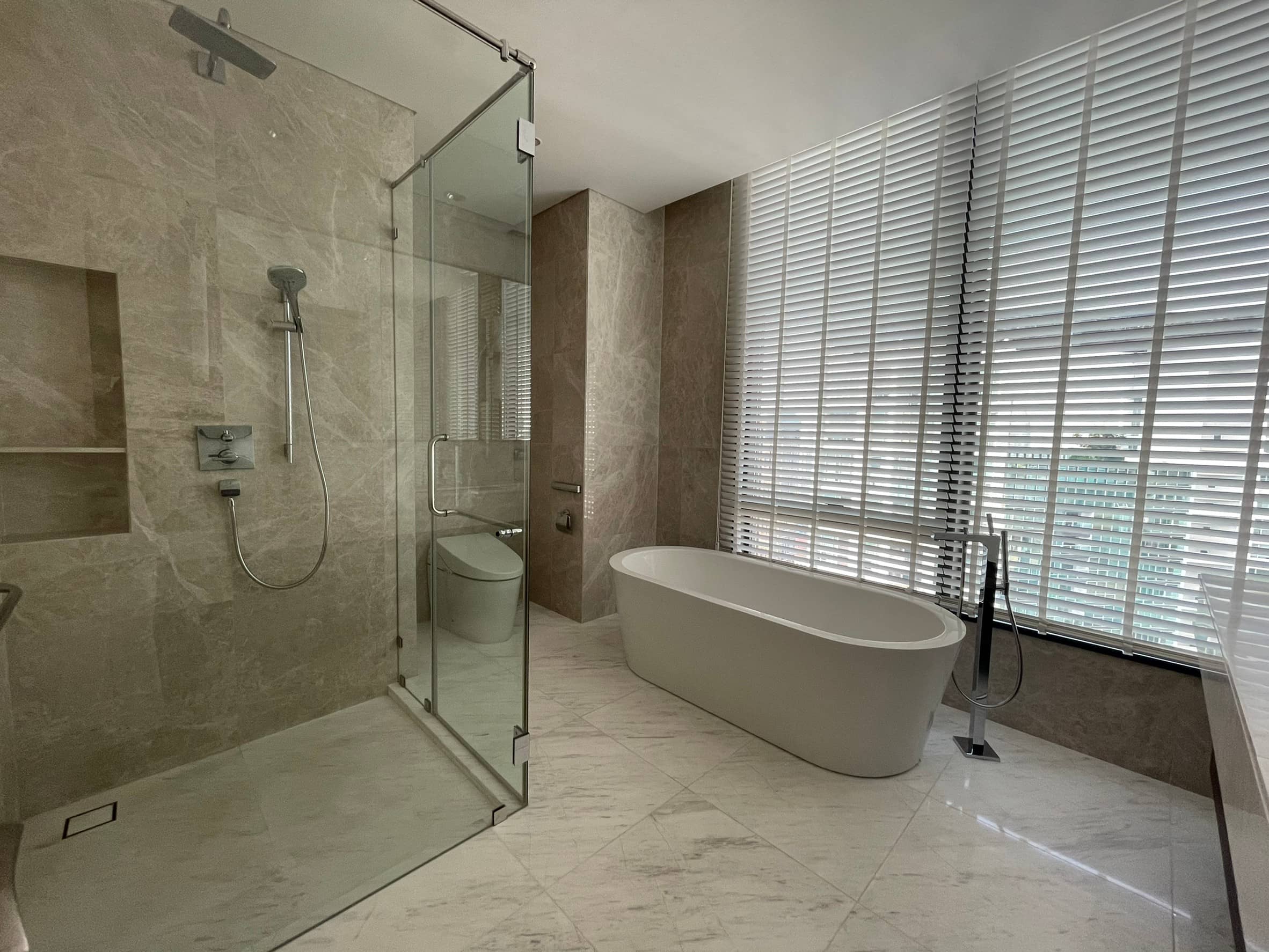 Sindhorn Residence, bathroom published on the PropertyScout card